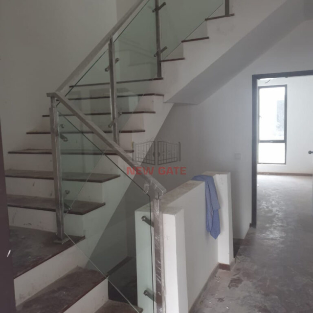 stainless steel staircase railing