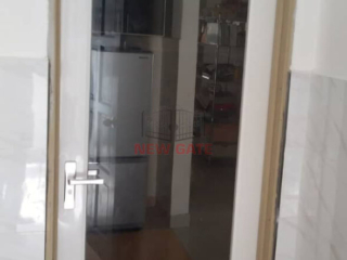swing door