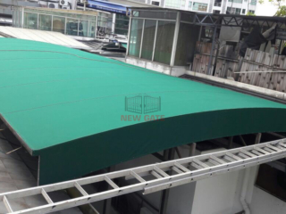 Retractable Awning