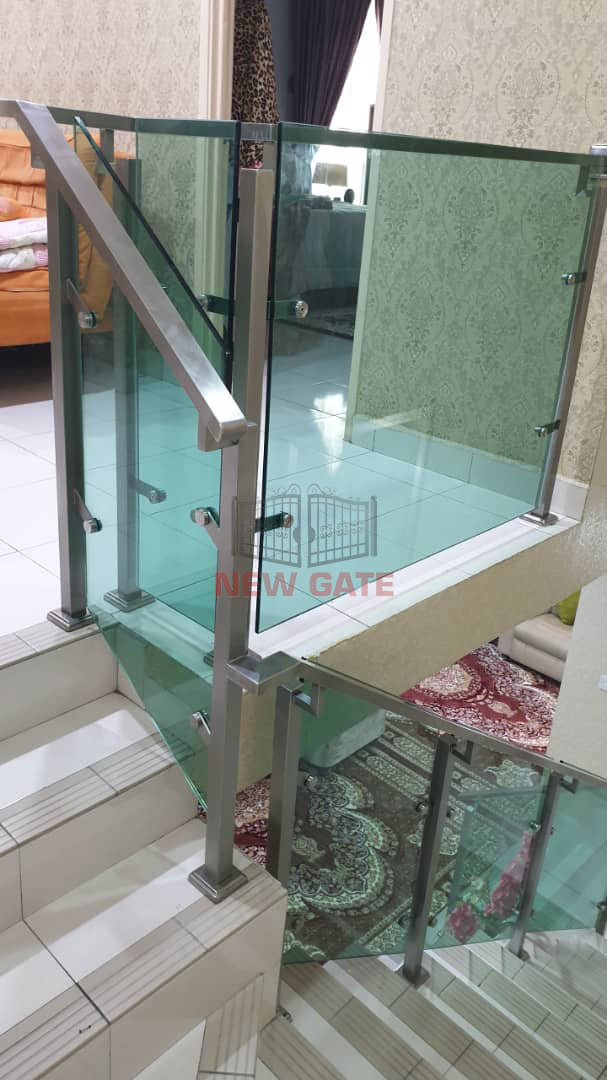 stainless steel staircase railing