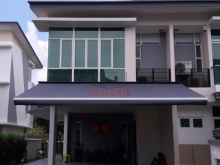 Retractable Awning