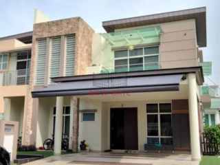 Retractable Awning